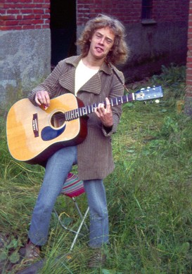 g Per guitar 2802.jpg